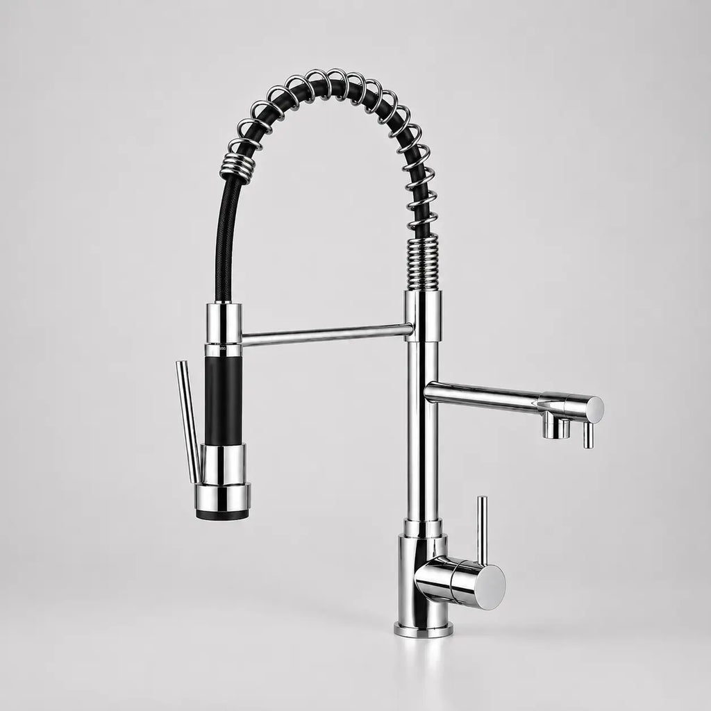 Robinet de cuisine chromé avec douchette extractible, flexible à ressort et bec pivotant au design moderne