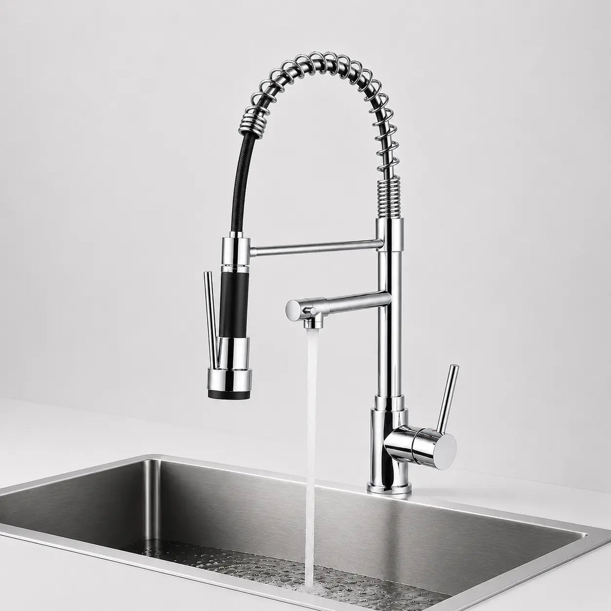 Robinet de cuisine chromé à ressort avec douchette extractible, mitigeur moderne pour évier inox Image