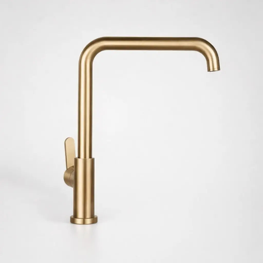  Robinet de cuisine doré brossé à bec carré haut avec poignée latérale discrète, design moderne et finition élégante