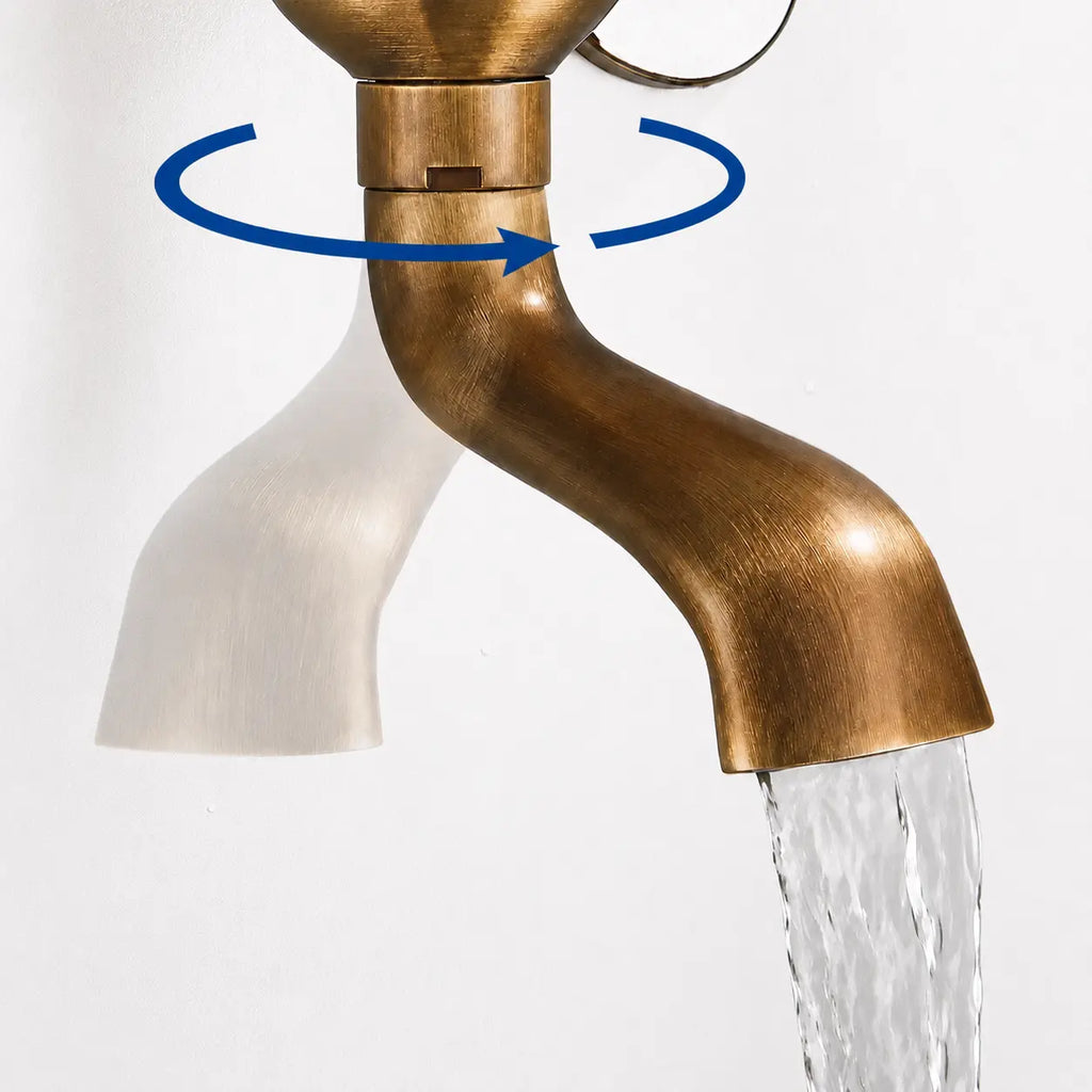 Bec de robinet baignoire orientable en or brossé avec rotation pratique et écoulement fluide au style rétro